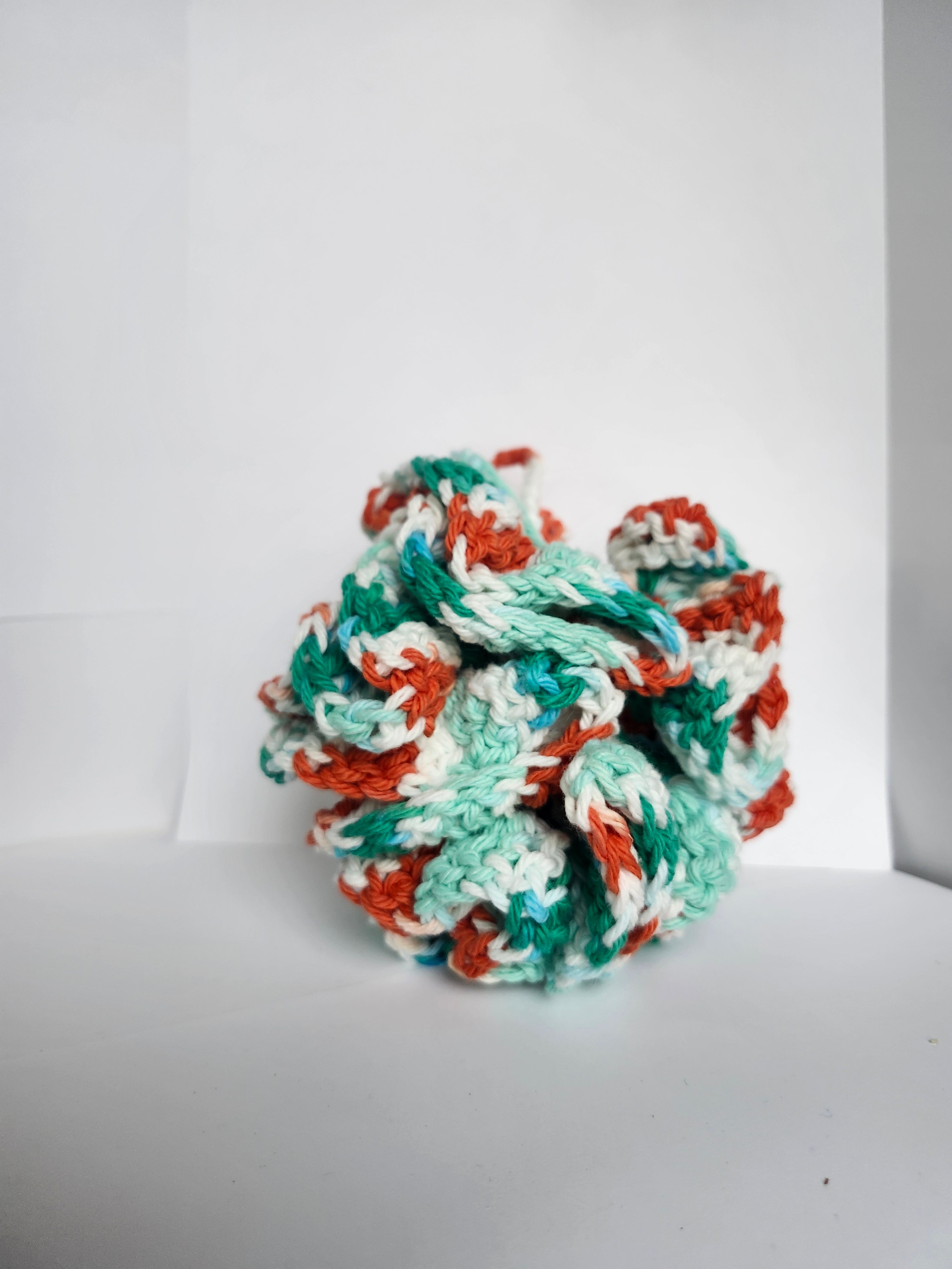 Large coral loofah