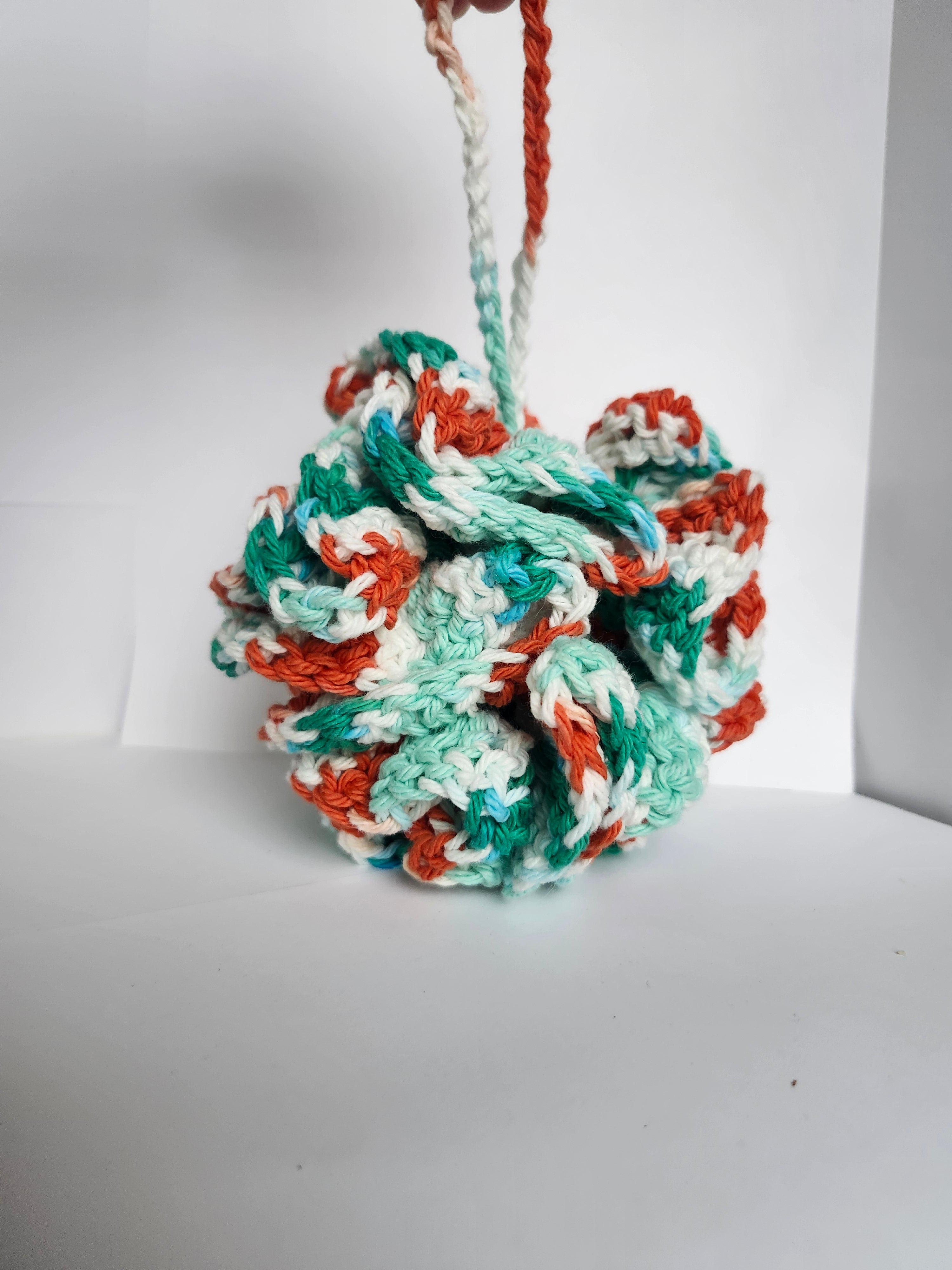 Large coral loofah